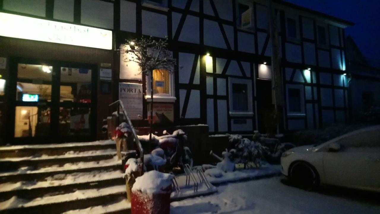 Landgasthof-Porta Schlitz Exterior foto
